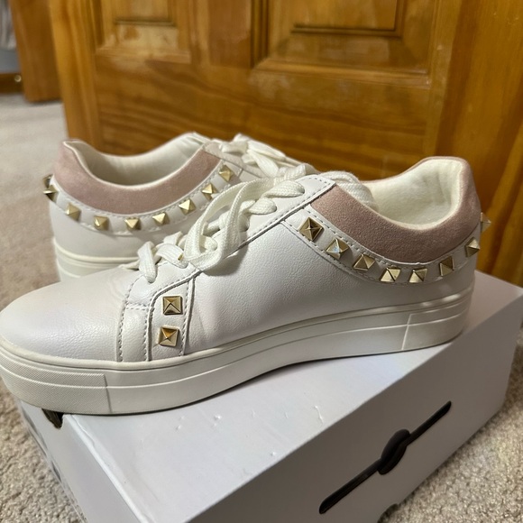 ALDO Prigolia sneaker size 7.5 in good condition - Picture 4 of 8